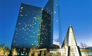 West Virginia, Rhode Island invade the Mohegan Sun